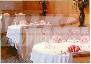 holiday in Beverly Plaza
