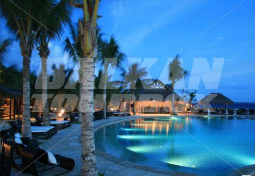 почивка в Vivanta by Taj - Coral Reef