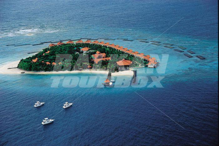 почивка в  Vivanta by Taj - Coral Reef