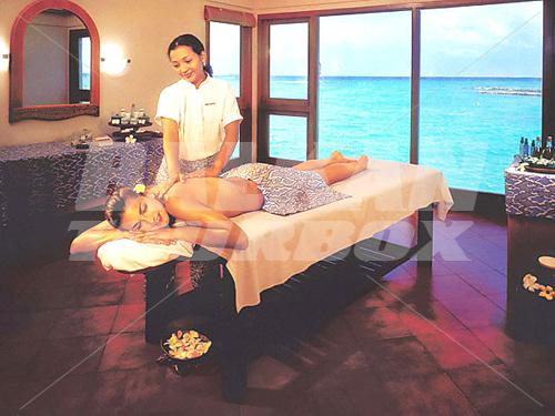 почивка в Vivanta by Taj - Coral Reef