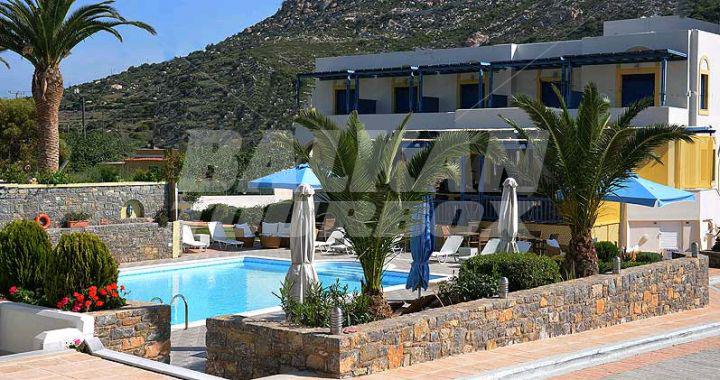 holiday in  Emporios Bay