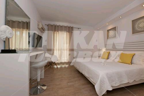 holiday in Apollon