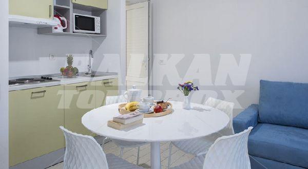 почивка в Apartments Korkyra Gardens