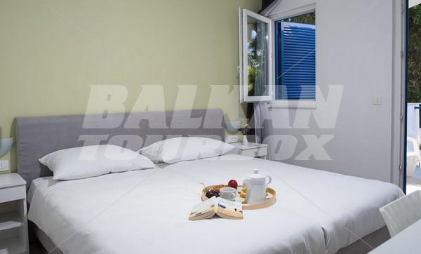 почивка в Apartments Korkyra Gardens