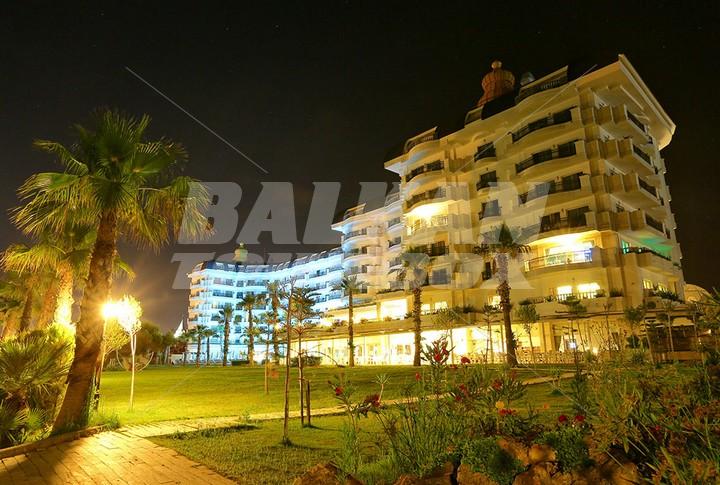 holiday in Heaven Beach Resort and SPA
