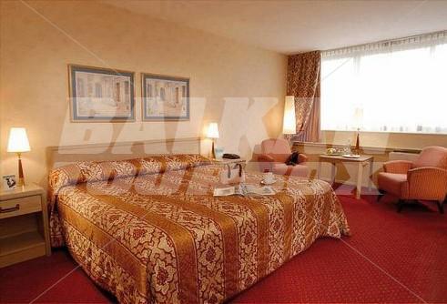 почивка в Holiday Inn Strasbourg City Centre