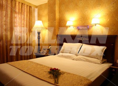 holiday in Royal House