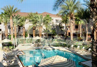 почивка в Courtyard by Marriott Phoenix Chandler