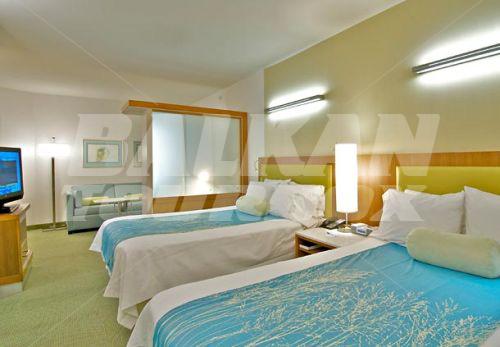 почивка в SpringHill Suites by Marriott Anchorage University Lake
