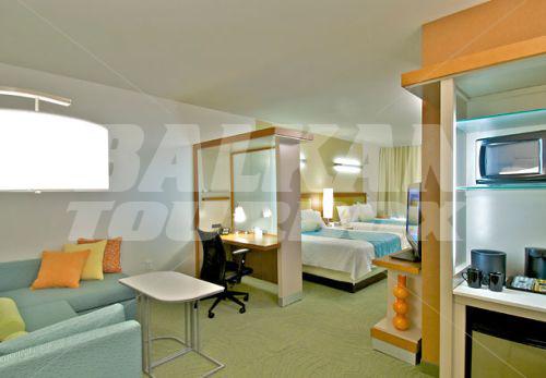 почивка в SpringHill Suites by Marriott Anchorage University Lake