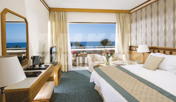 holiday in Pioneer Beach Hotel