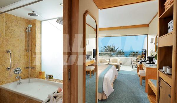 holiday in Pioneer Beach Hotel