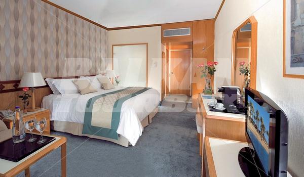 holiday in Pioneer Beach Hotel