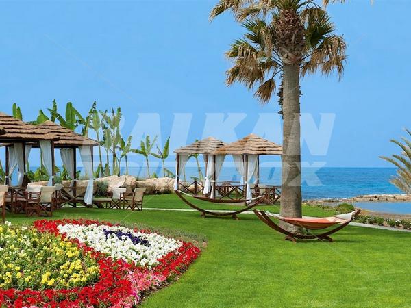 holiday in Pioneer Beach Hotel