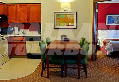 почивка в Residence Inn by Marriott Cleveland Beachwood