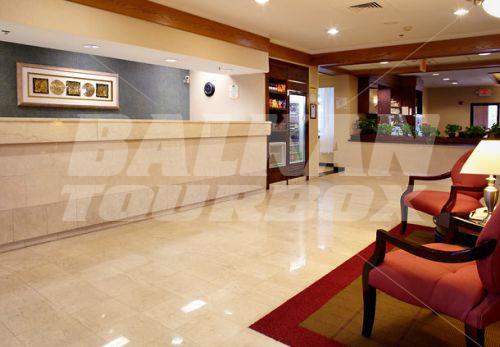 почивка в Courtyard by Marriott Columbus Airport