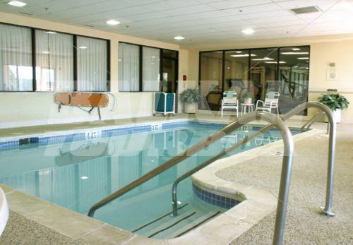 почивка в Courtyard by Marriott Columbus Airport