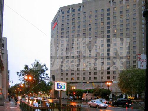 почивка в Oakland Marriott City Center