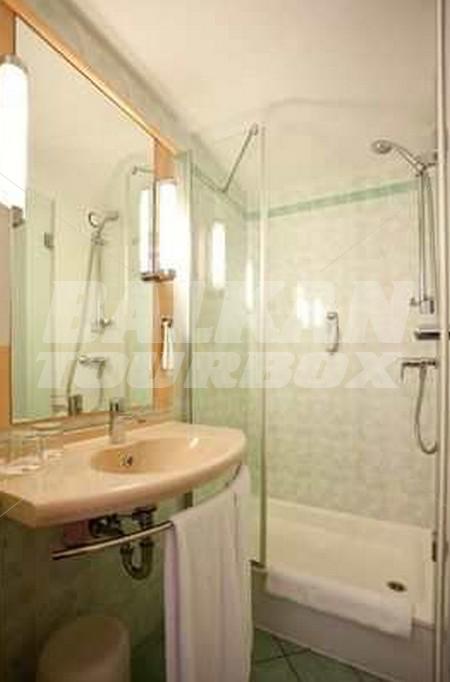 почивка в Ibis Budapest Centrum