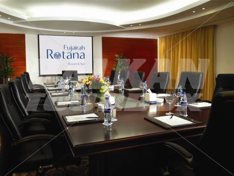holiday in Fujairah Rotana Resort & Spa