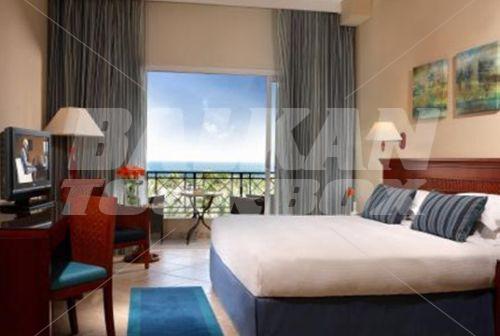 holiday in Fujairah Rotana Resort & Spa