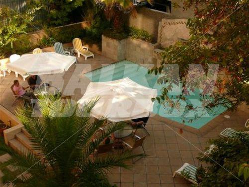 holiday in Bonaparte