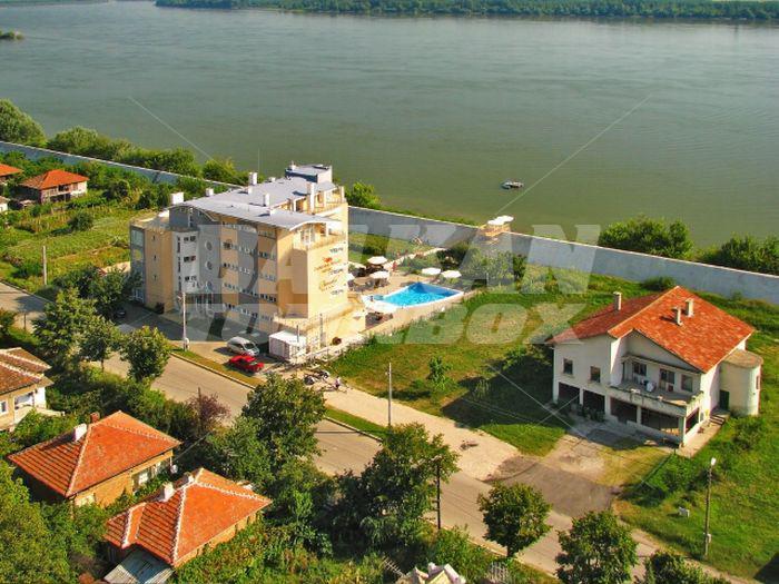 holiday in Aparthotel Danubia Beach