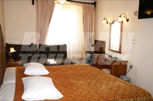 holiday in Syrou Melathron