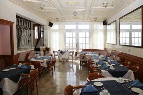 holiday in Syrou Melathron