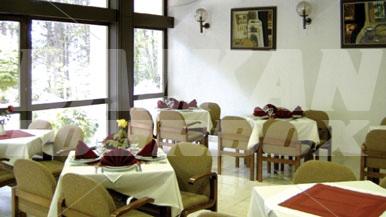 holiday in Pela