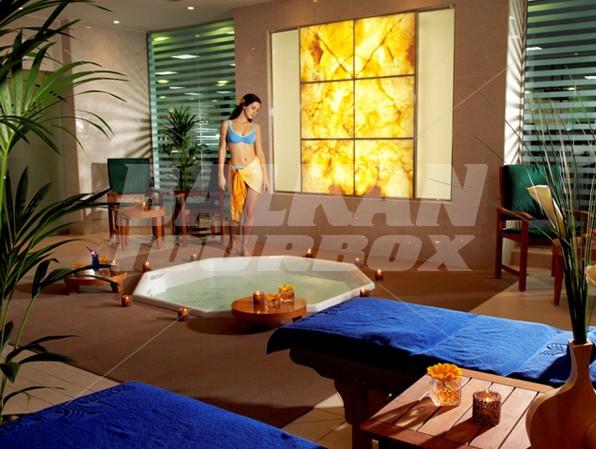 почивка в Al Murooj Rotana