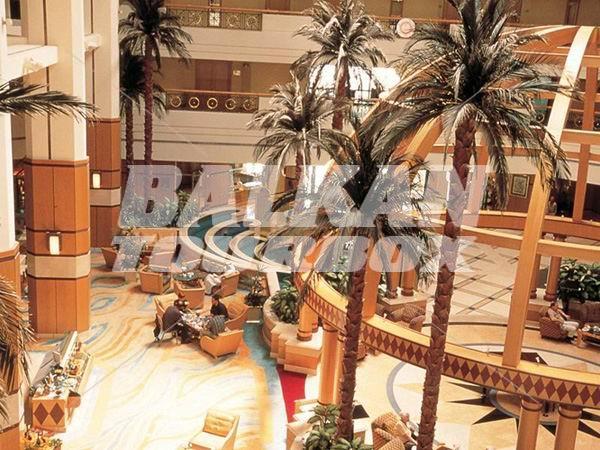 почивка в Al Bustan Rotana