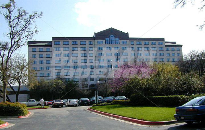 почивка в  Renaissance by Marriott Austin