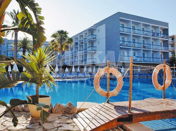 holiday in   H10 Playas De Mallorca (ex. Hesperia Playas De Mallorca)