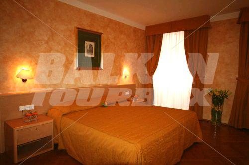 почивка в Roma - Prague