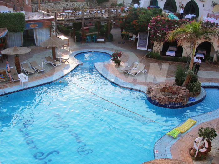 holiday in AMR Sinai