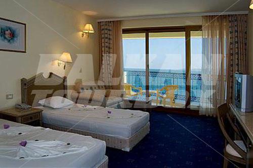 holiday in Marina Royal Palace