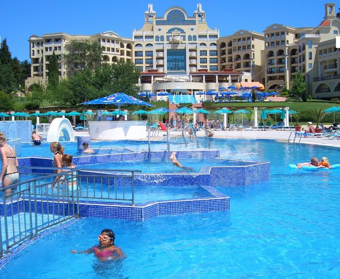 holiday in Marina Royal Palace