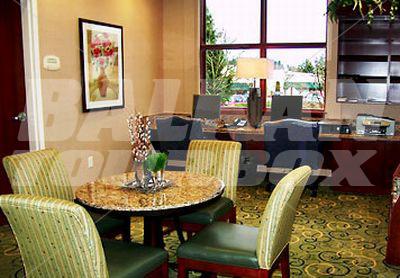почивка в Courtyard by Marriott Seattle Kirkland