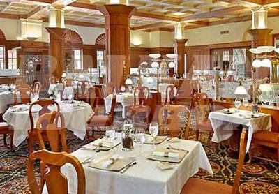 почивка в St. Louis Union Station Marriott