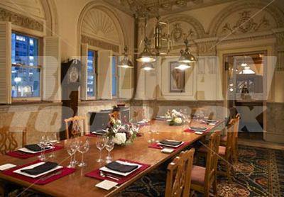 почивка в St. Louis Union Station Marriott
