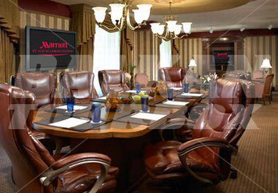 почивка в St. Louis Union Station Marriott