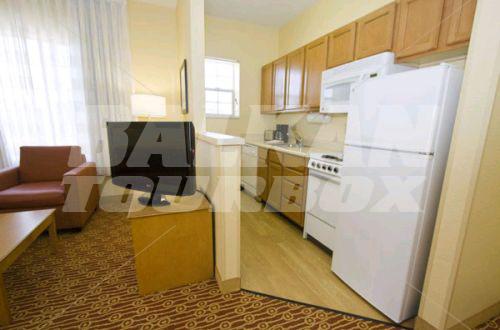 почивка в TownePlace Suites by Marriott Albuquerque Airport