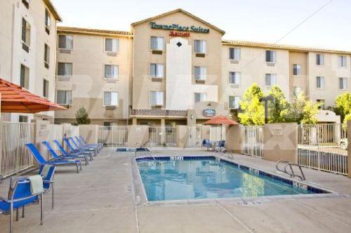 почивка в TownePlace Suites by Marriott Albuquerque Airport