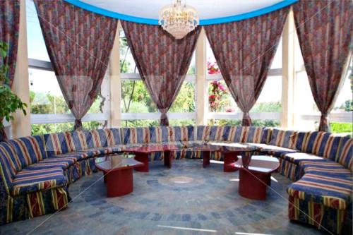 holiday in Happy Days Hotel