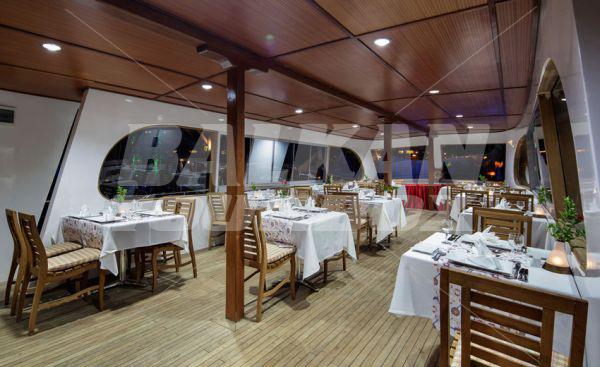 почивка в Crystal Sunset Luxury Resort & Spa