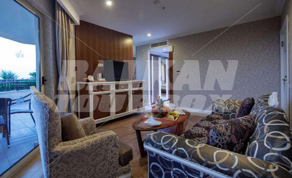 почивка в Crystal Sunset Luxury Resort & Spa