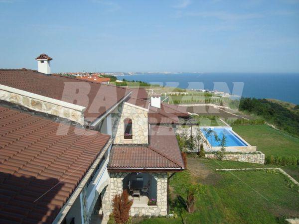 holiday in Blackserama Club Residens