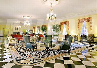 почивка в The Dearborn Inn, A Marriott