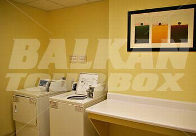 почивка в Fairfield Inn & Suites by Marriott Richmond Northwest